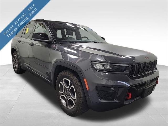 used 2022 Jeep Grand Cherokee car, priced at $37,700