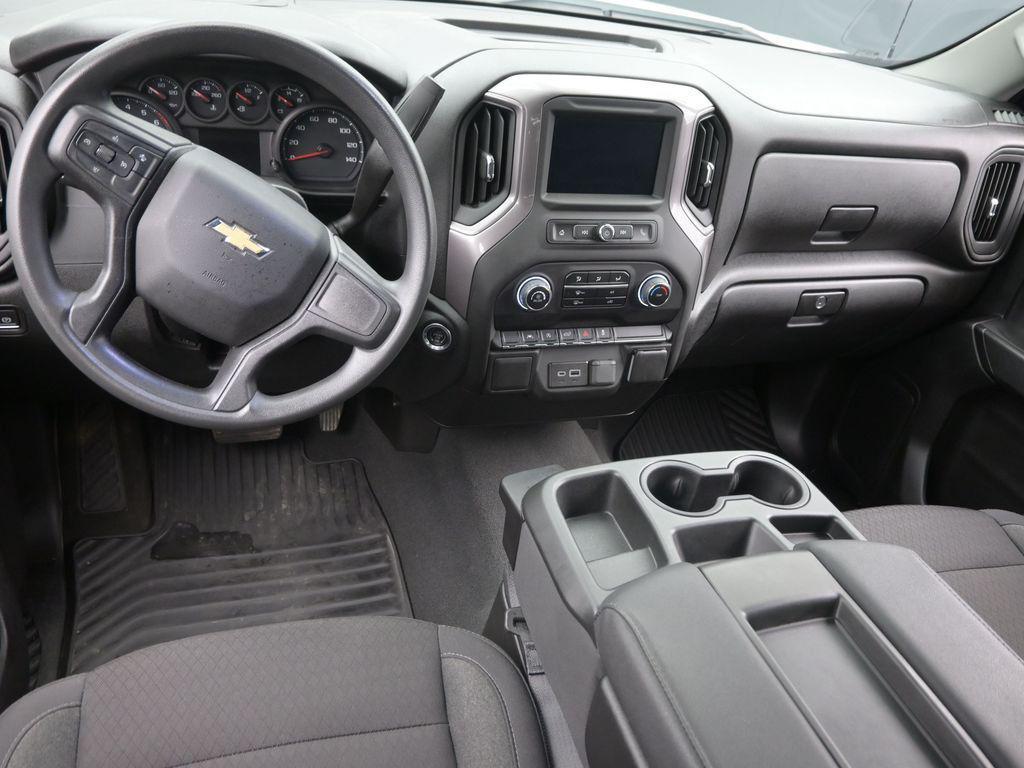 used 2024 Chevrolet Silverado 1500 car, priced at $35,131