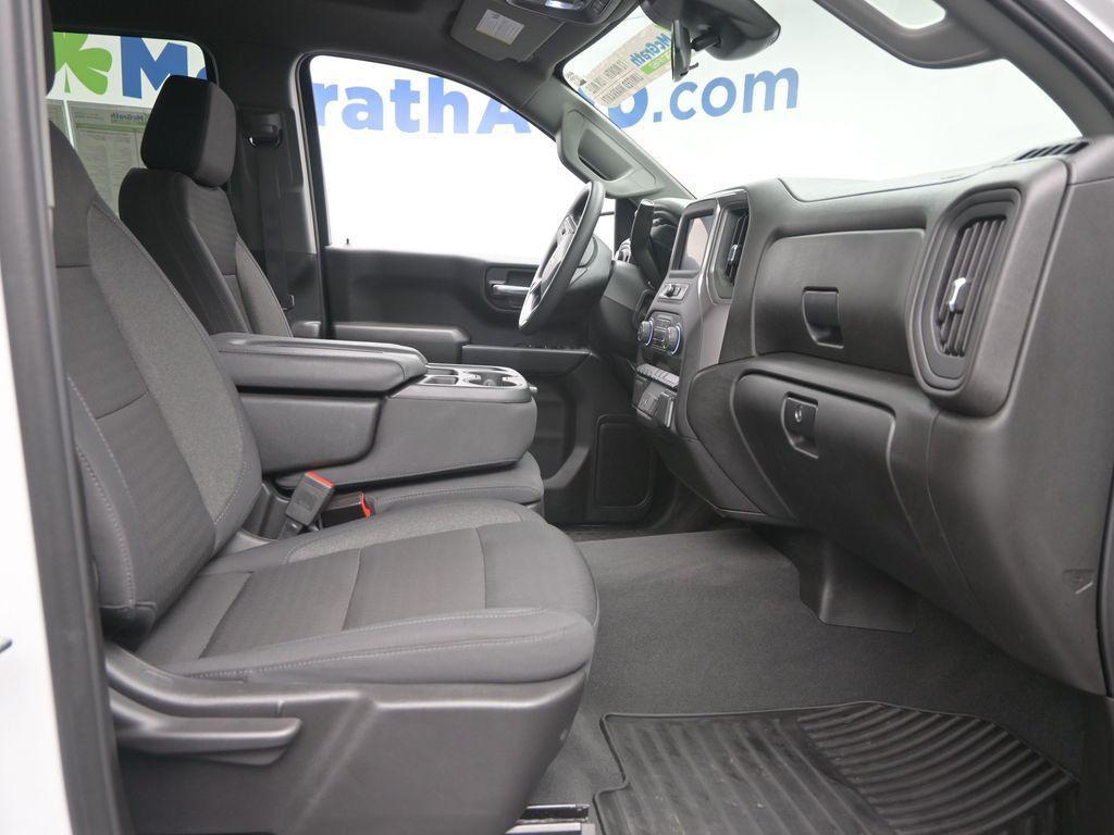 used 2024 Chevrolet Silverado 1500 car, priced at $35,131