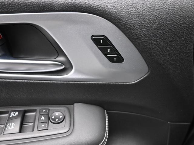 new 2025 Chrysler Pacifica car, priced at $48,411