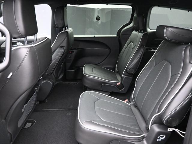 new 2025 Chrysler Pacifica car, priced at $48,411