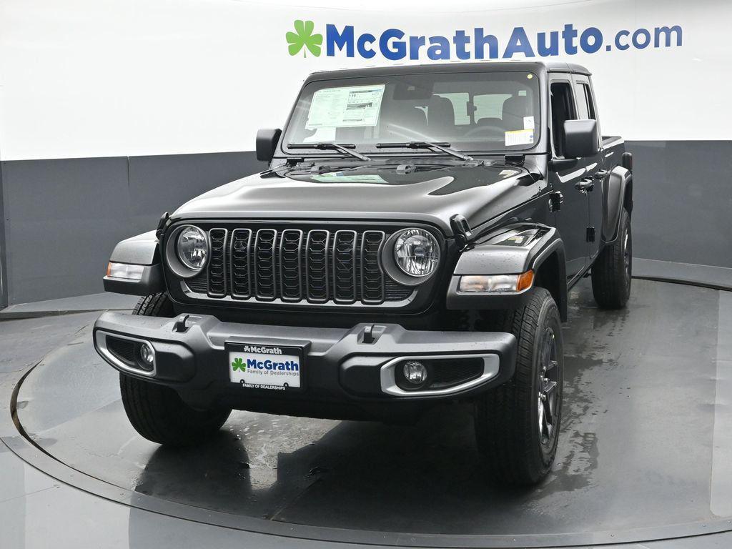 new 2025 Jeep Gladiator car, priced at $44,222