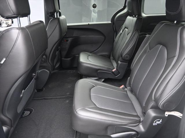 new 2025 Chrysler Voyager car, priced at $39,613