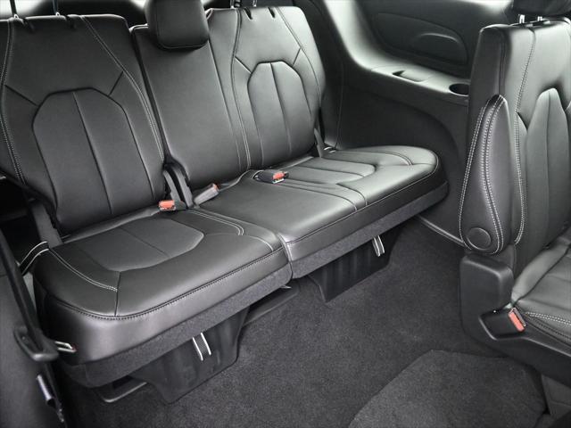 new 2025 Chrysler Voyager car, priced at $39,613