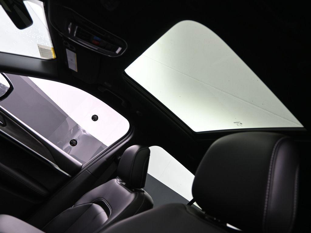 new 2025 Jeep Grand Cherokee car, priced at $49,480