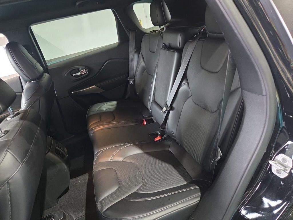 used 2019 Jeep Cherokee car, priced at $21,814
