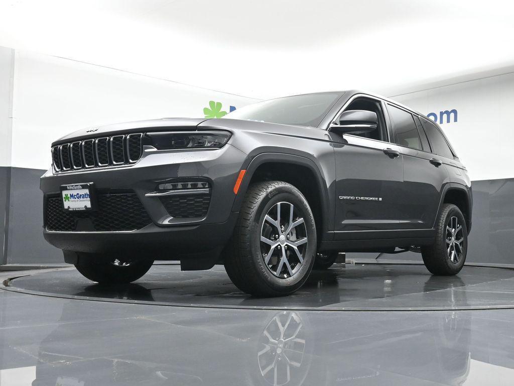 new 2025 Jeep Grand Cherokee car, priced at $43,760