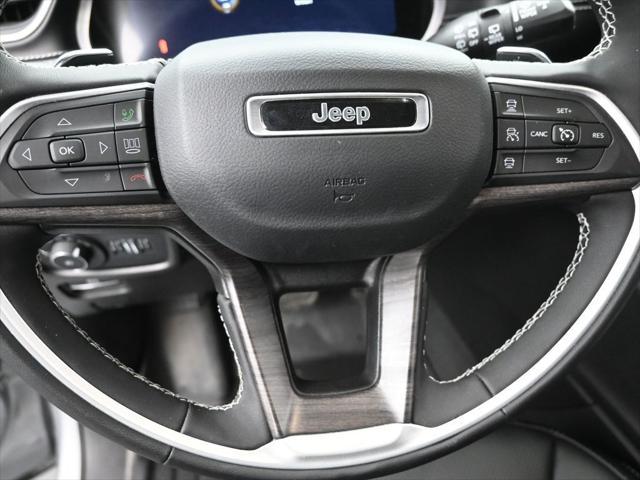 used 2023 Jeep Grand Cherokee car, priced at $38,900