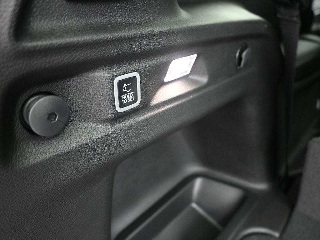 new 2025 Jeep Grand Cherokee L car, priced at $46,015