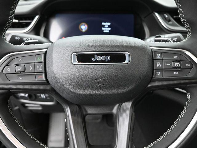 new 2025 Jeep Grand Cherokee car, priced at $43,030