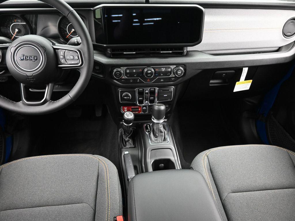 new 2025 Jeep Gladiator car, priced at $42,885