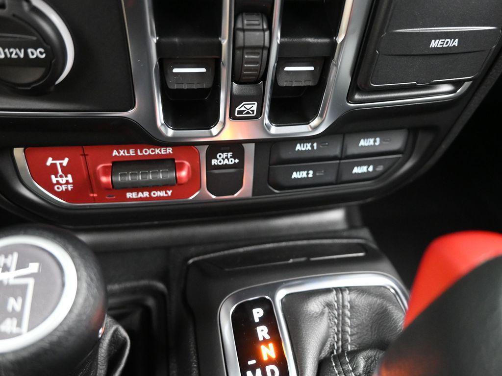 new 2025 Jeep Gladiator car, priced at $42,885