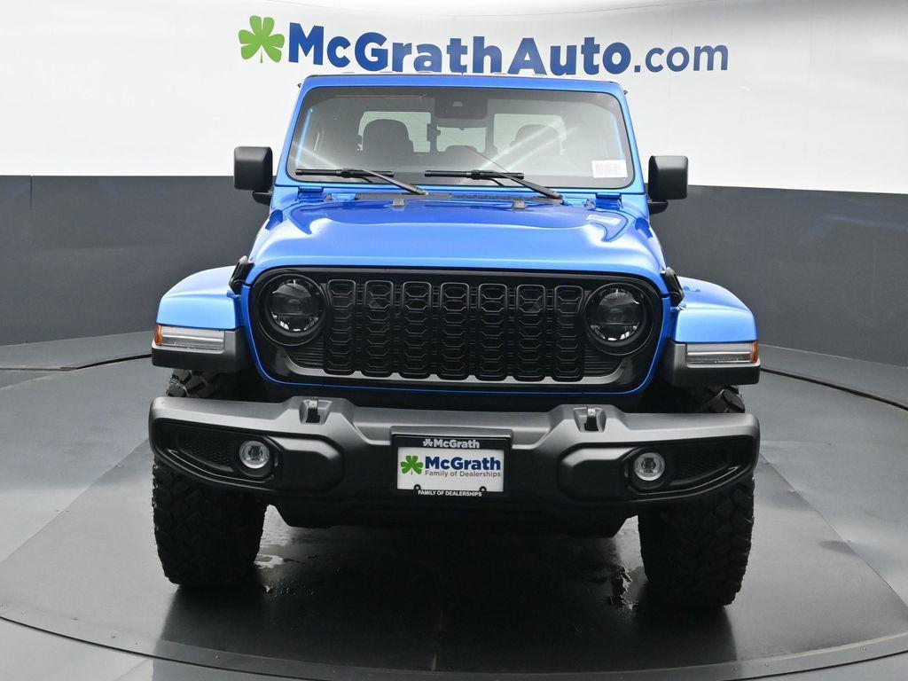 new 2025 Jeep Gladiator car, priced at $42,885