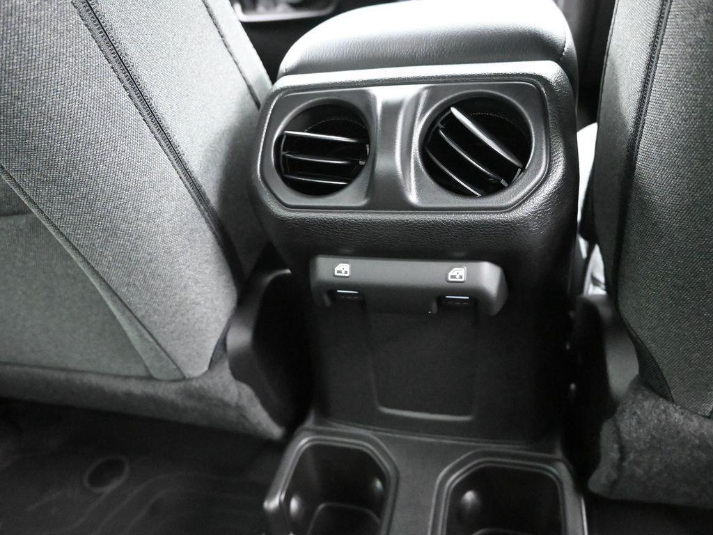 new 2025 Jeep Gladiator car, priced at $42,885