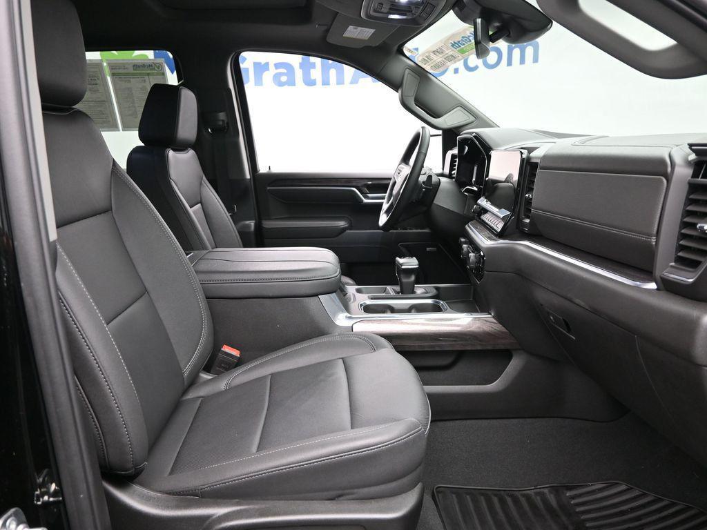 used 2025 Chevrolet Silverado 1500 car, priced at $54,988