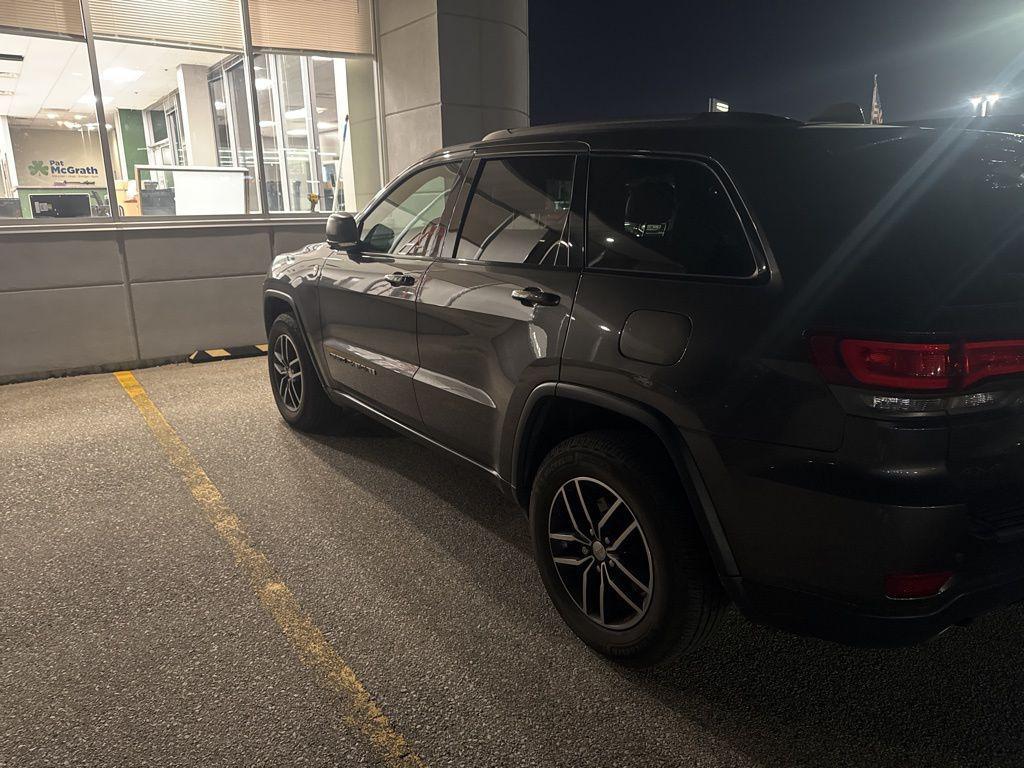 used 2017 Jeep Grand Cherokee car, priced at $18,376