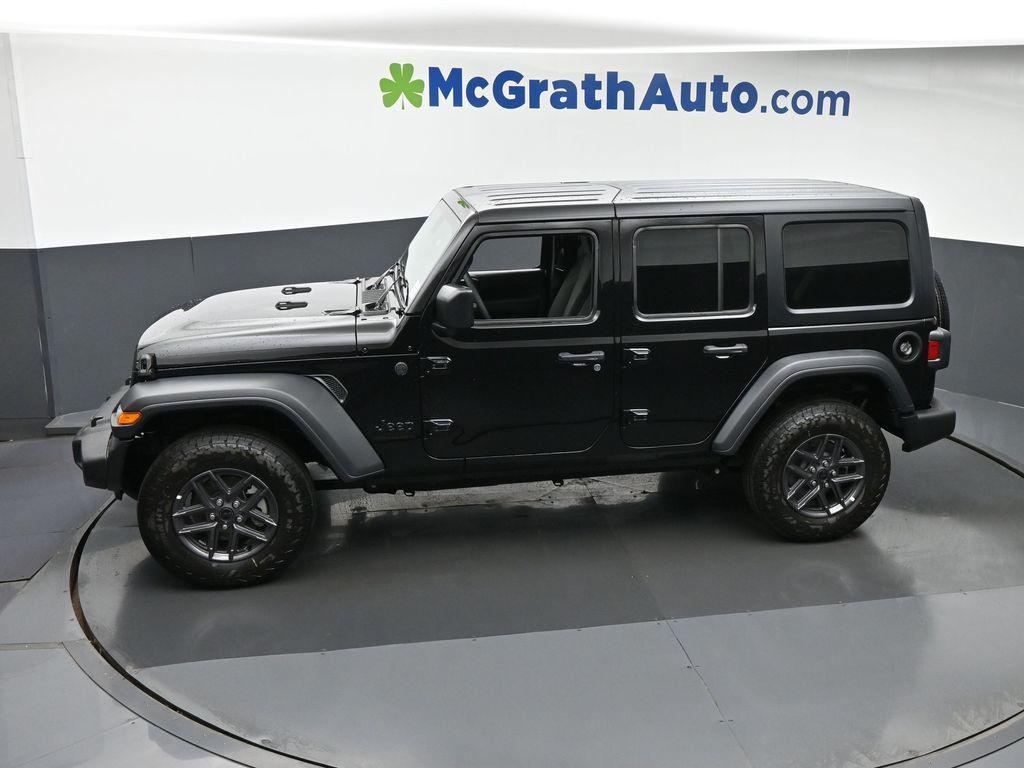 new 2025 Jeep Wrangler car, priced at $45,175