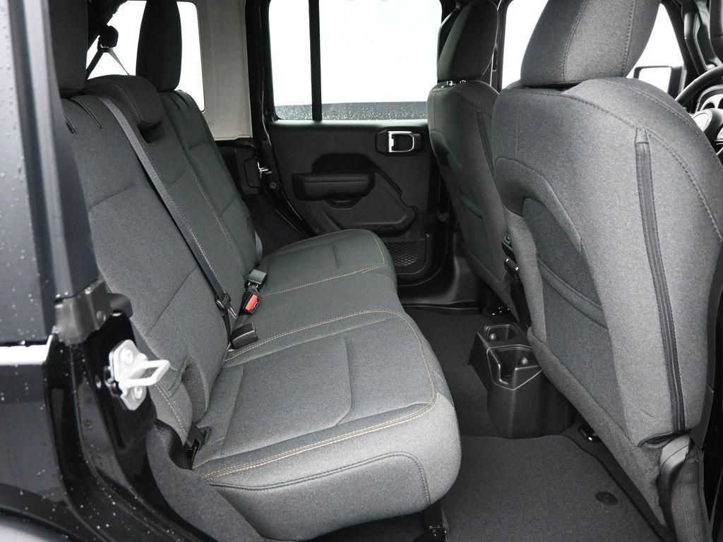 new 2025 Jeep Wrangler car, priced at $45,175