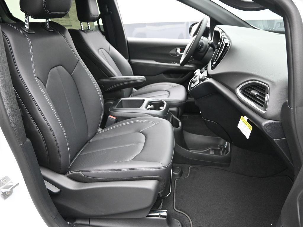 new 2026 Chrysler Voyager car, priced at $40,490