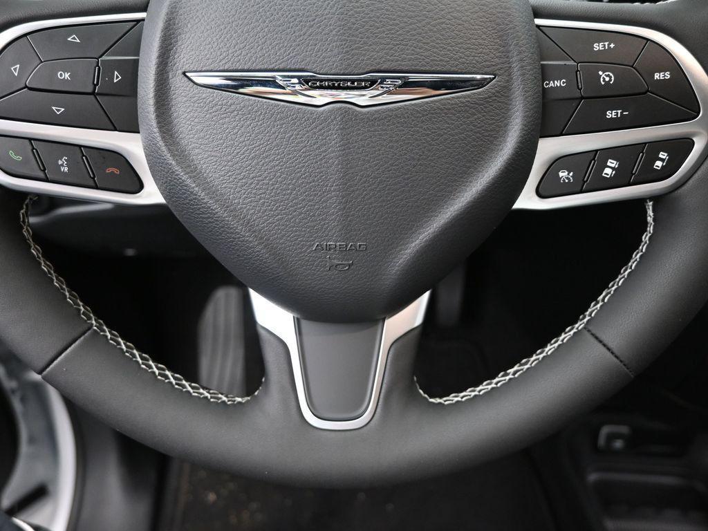 new 2026 Chrysler Pacifica car, priced at $42,935