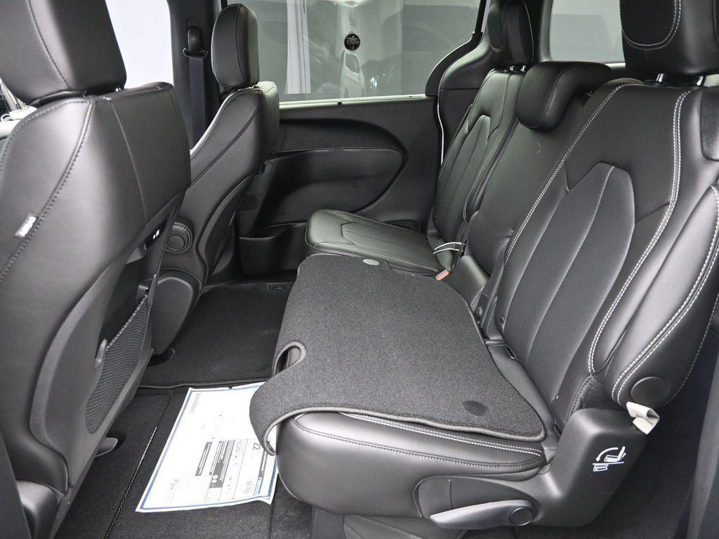 new 2026 Chrysler Pacifica car, priced at $42,935