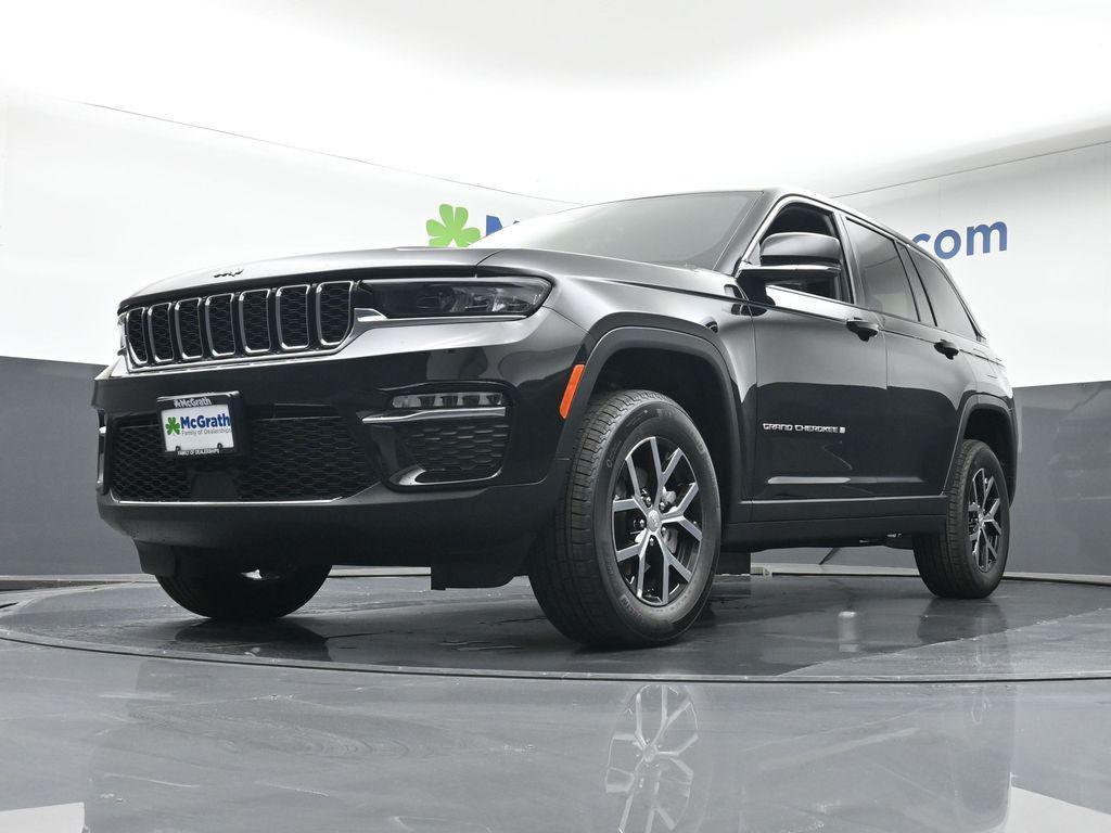 new 2025 Jeep Grand Cherokee car, priced at $40,745