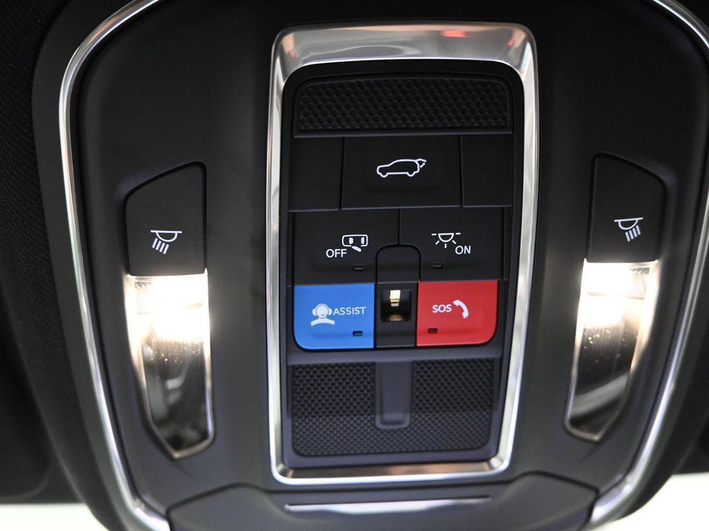 new 2025 Jeep Grand Cherokee car, priced at $40,745