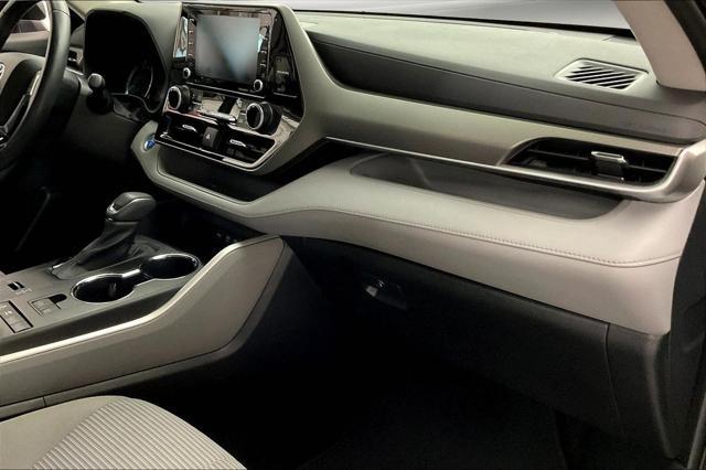 used 2021 Toyota Highlander Hybrid car, priced at $29,589