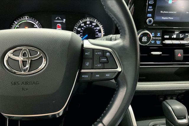 used 2021 Toyota Highlander Hybrid car, priced at $29,589