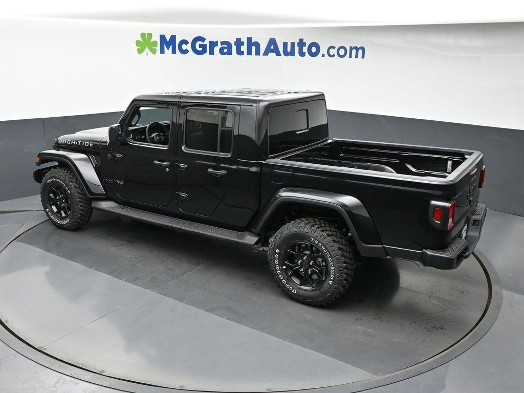 new 2025 Jeep Gladiator car, priced at $43,122