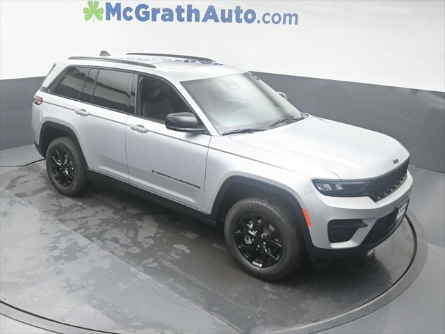 new 2025 Jeep Grand Cherokee car, priced at $40,210