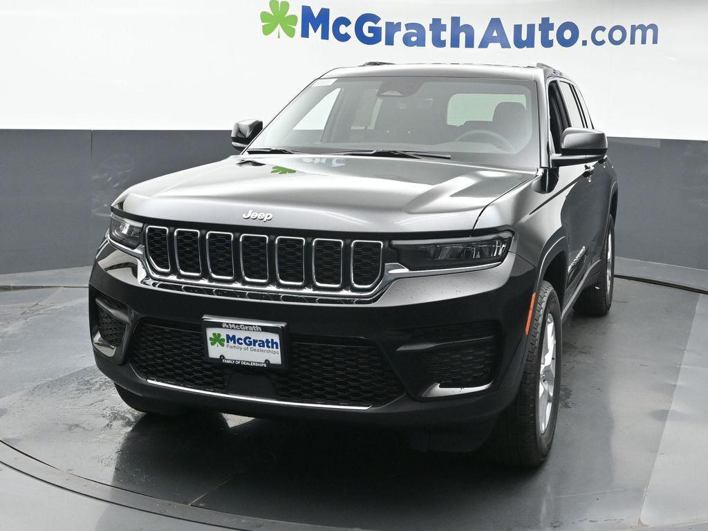 new 2025 Jeep Grand Cherokee car, priced at $39,920