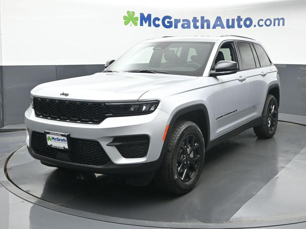 new 2025 Jeep Grand Cherokee car, priced at $42,975
