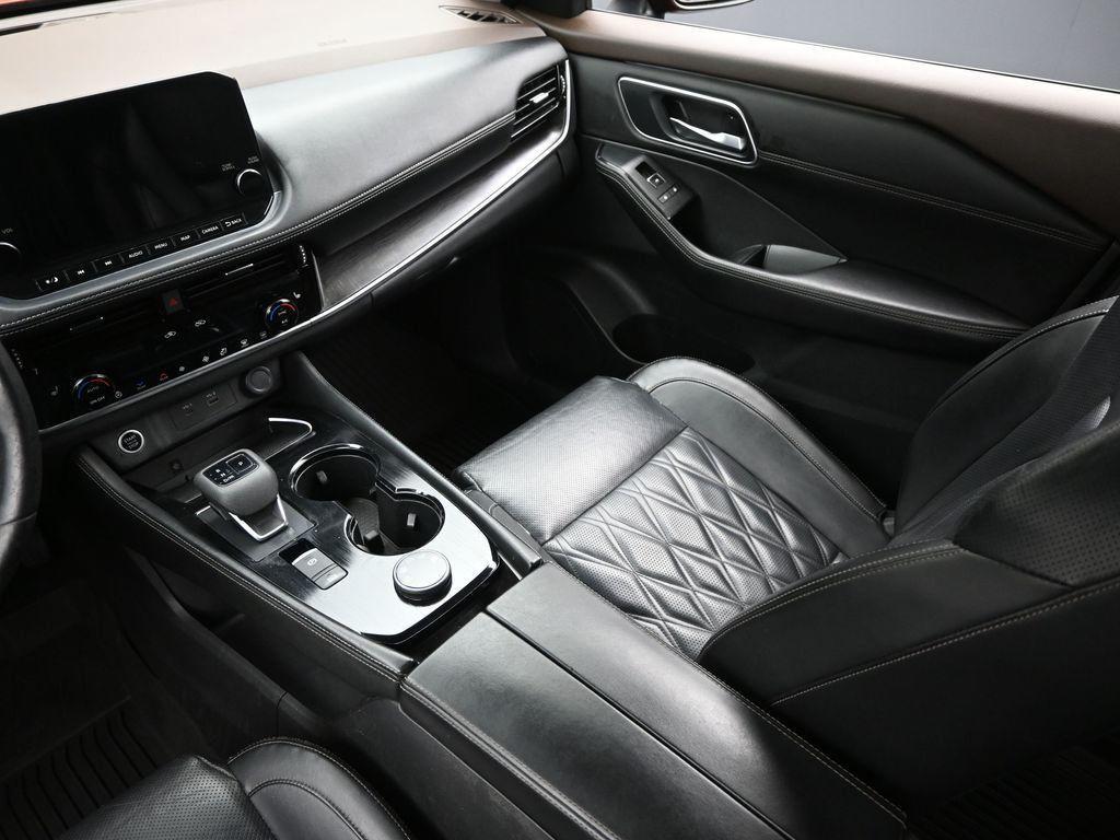 used 2021 Nissan Rogue car, priced at $22,125