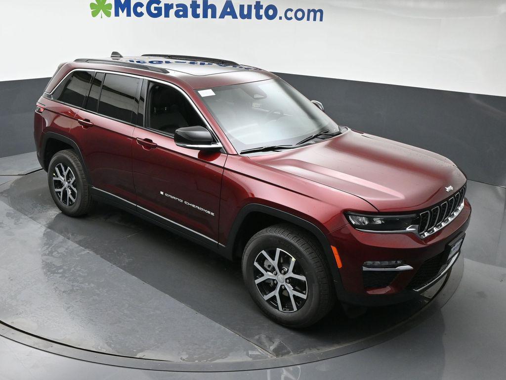 new 2025 Jeep Grand Cherokee car, priced at $42,760