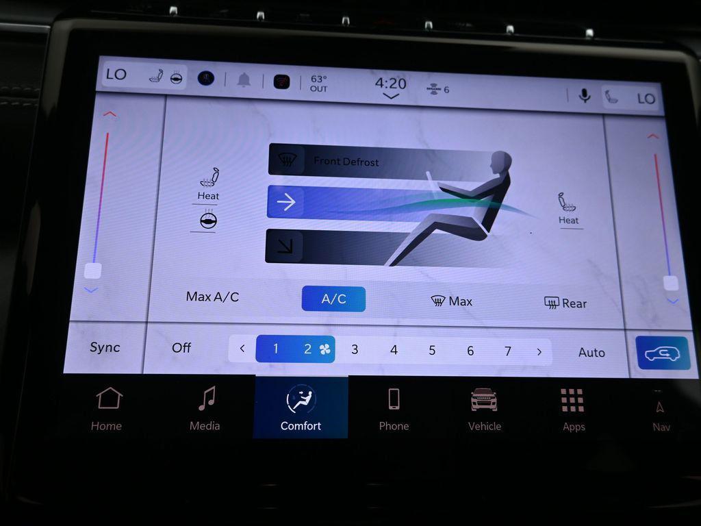 new 2025 Jeep Grand Cherokee car, priced at $42,760