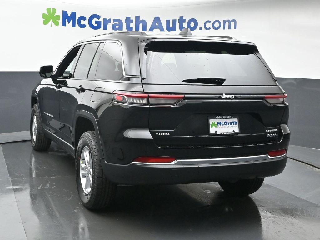 new 2025 Jeep Grand Cherokee car, priced at $38,875