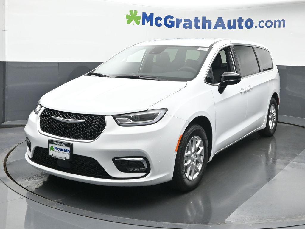 new 2026 Chrysler Pacifica car, priced at $43,435