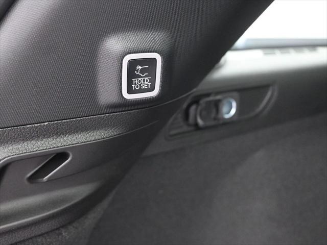 new 2025 Jeep Grand Cherokee car, priced at $58,955