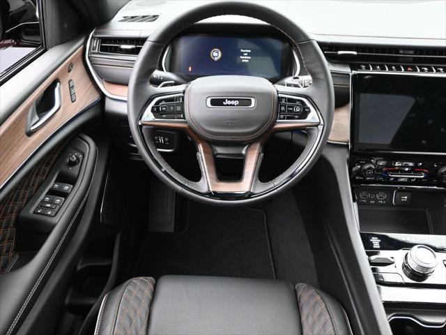 new 2025 Jeep Grand Cherokee car, priced at $58,955
