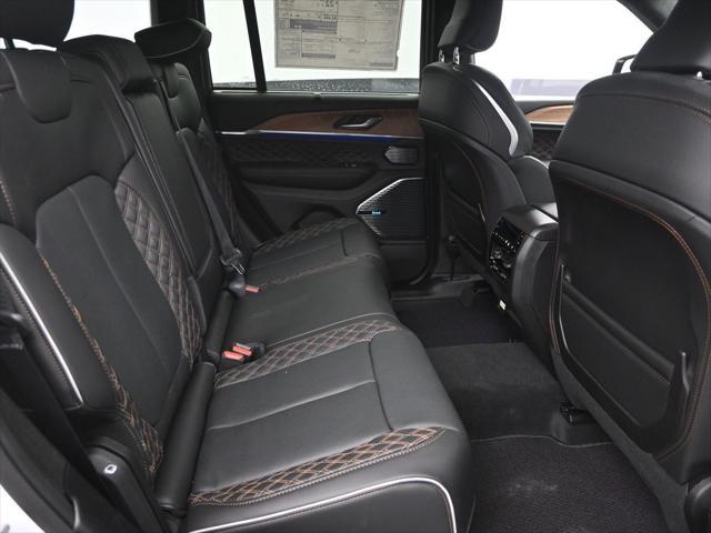 new 2025 Jeep Grand Cherokee car, priced at $59,064
