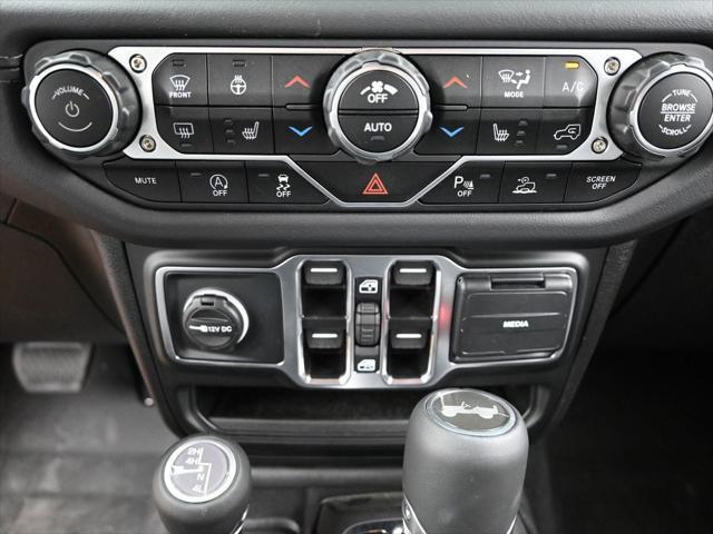 new 2025 Jeep Wrangler car, priced at $57,827