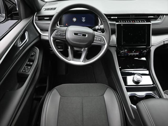 new 2025 Jeep Grand Cherokee L car, priced at $42,572