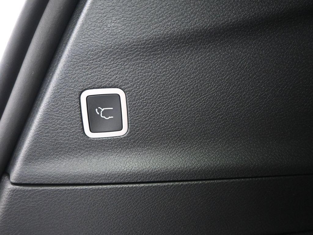 new 2026 Chrysler Voyager car, priced at $40,490