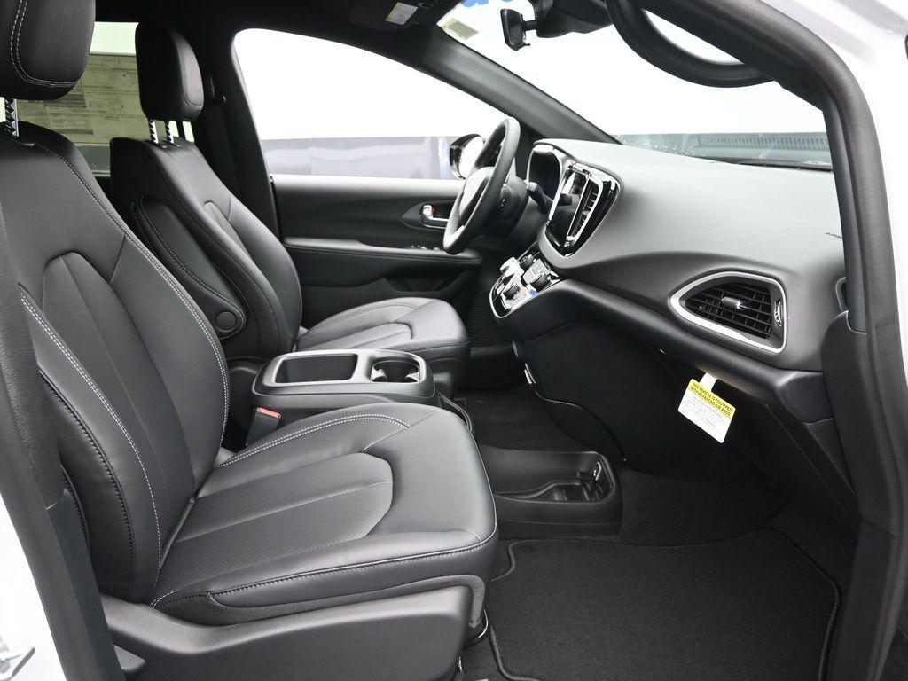 new 2026 Chrysler Voyager car, priced at $40,490