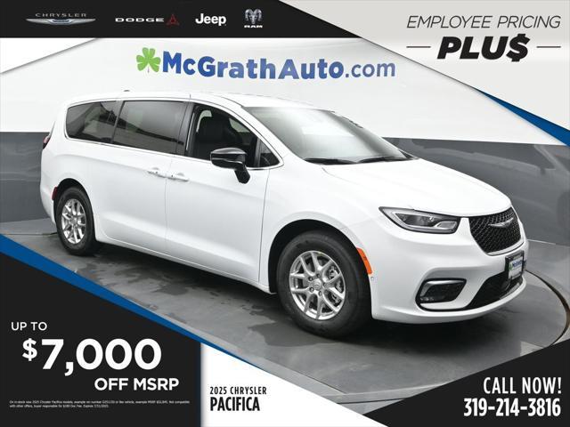 new 2025 Chrysler Pacifica car, priced at $42,032