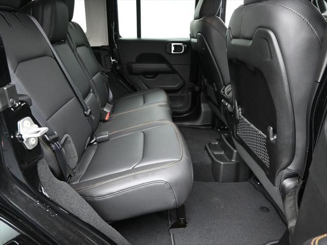 new 2025 Jeep Wrangler car, priced at $53,557