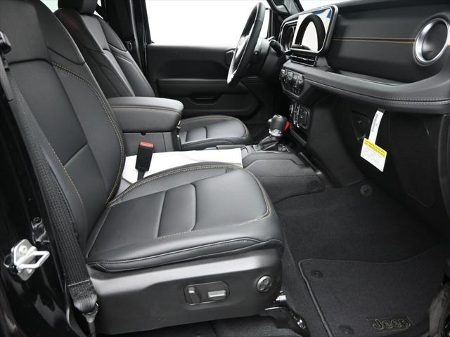 new 2025 Jeep Wrangler car, priced at $53,557