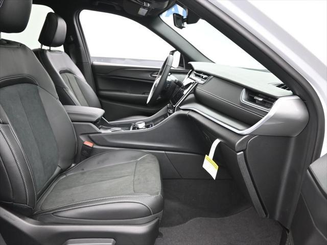 new 2025 Jeep Grand Cherokee L car, priced at $41,580