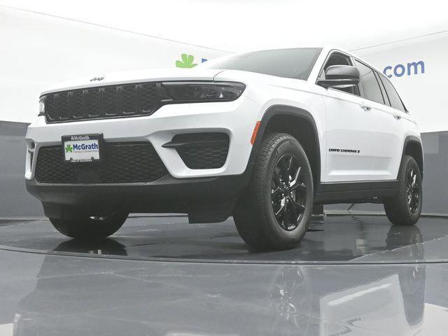 new 2025 Jeep Grand Cherokee car, priced at $41,330